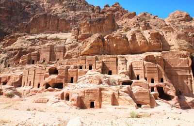 Street of Facades, riddling the walls of the Outer Siq